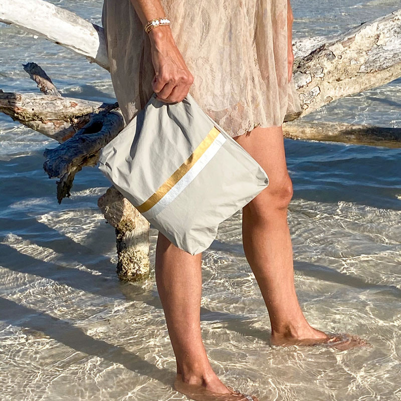 卸売カスタム ロゴ防水タイベック化粧品ビューティー ポーチ女性デュポン水着バッグ
